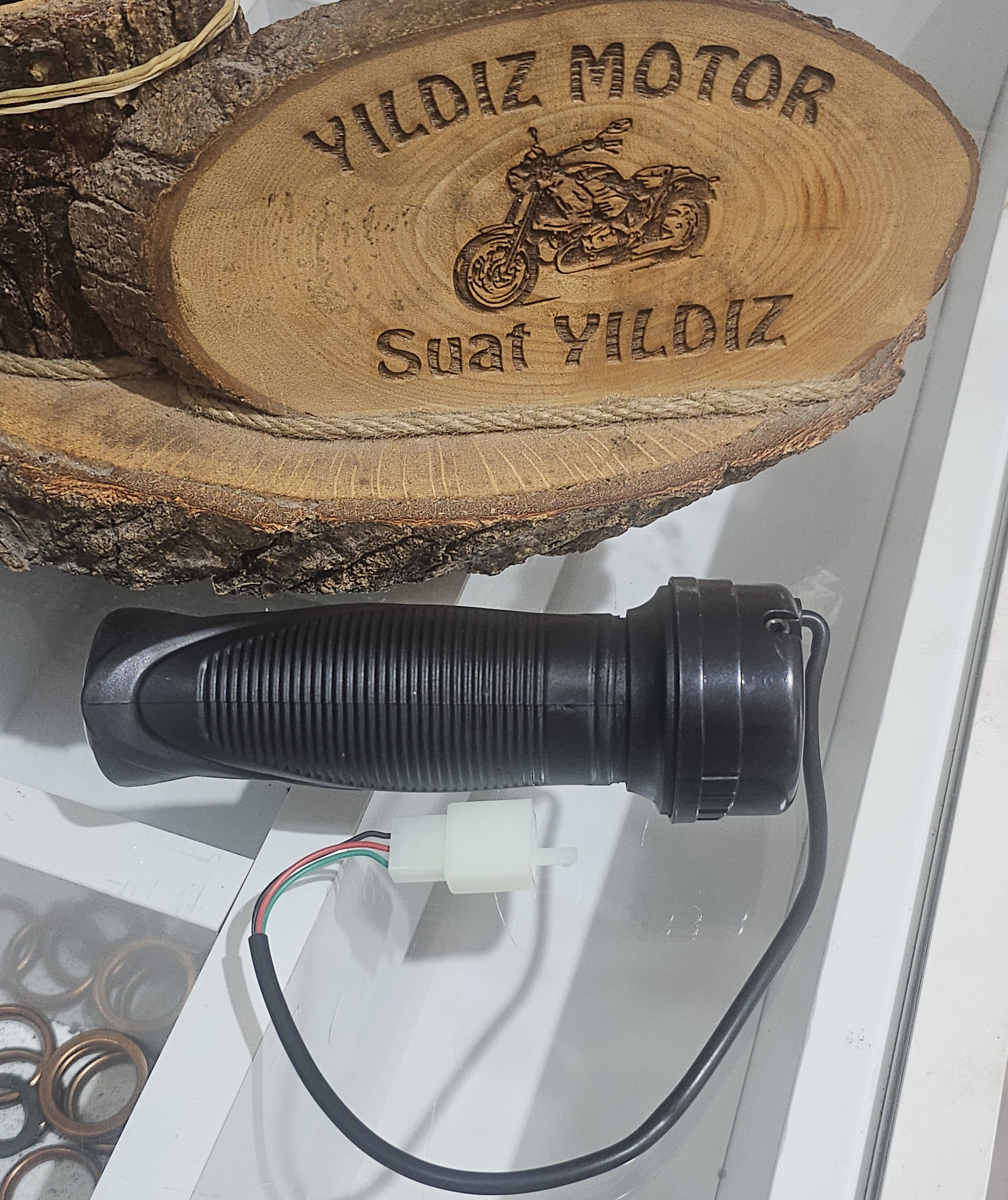 E.BAIKE DÜZ MODELI GAZ KOLU SAĞ